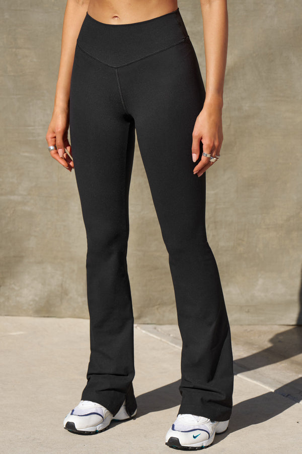 Second Skin Bootcut Legging